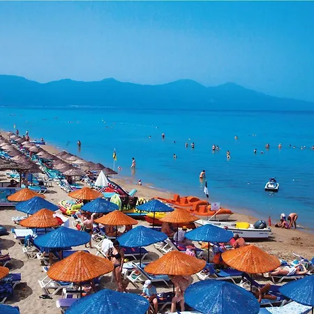 Nefis Denize Ve Avm Ye Yakin Yazlik Long Kusadası